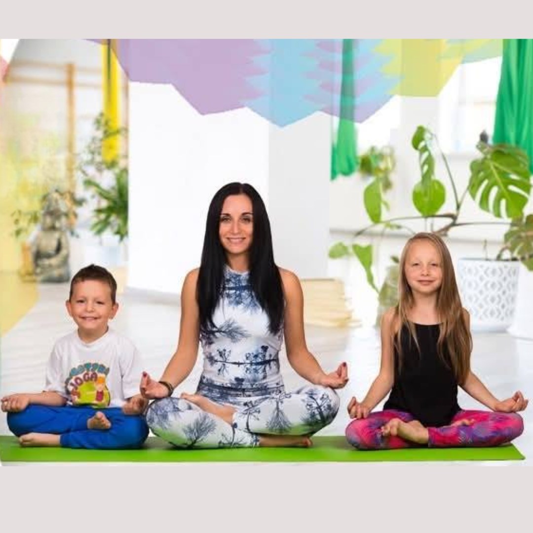 Kurs instruktora YOGA FAMILY