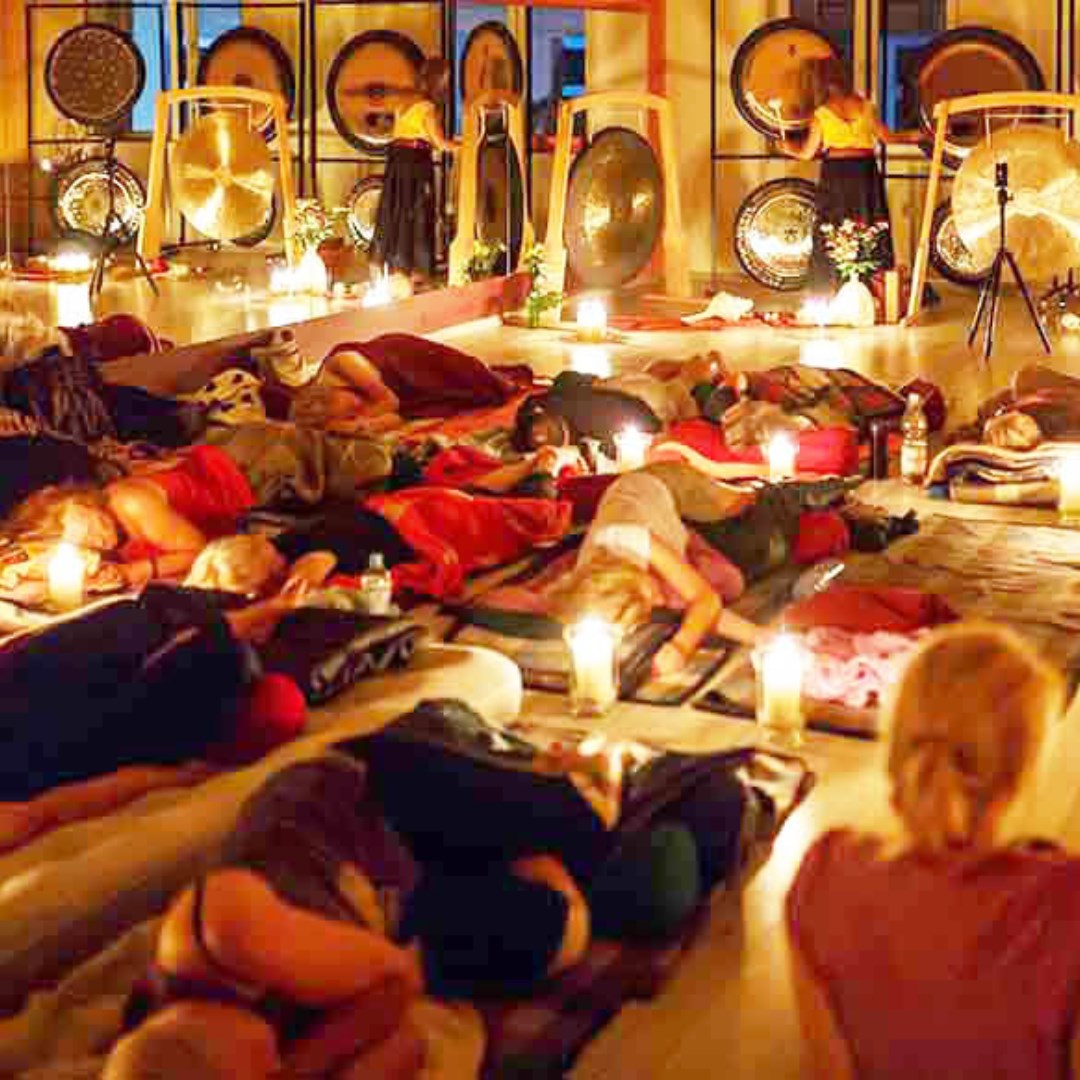 Całonocna Gong Pudża