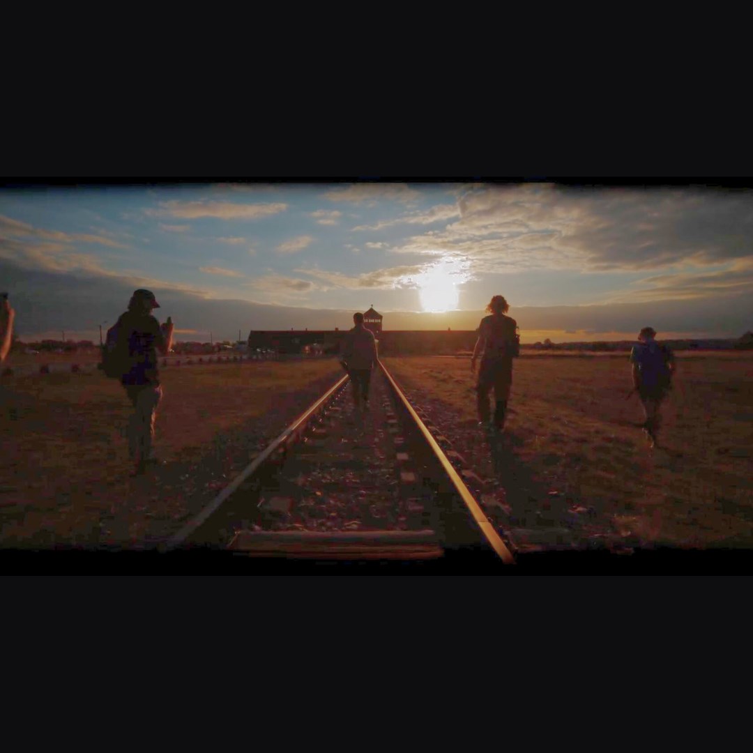 Strefa. Sierpień | Pokaz piemierowy